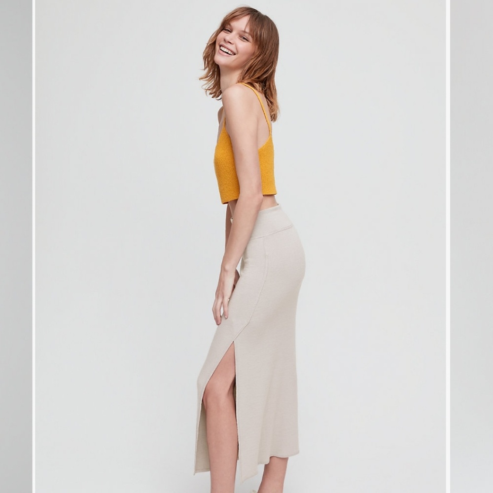 Aritzia Wilfred Free Shields Skirt